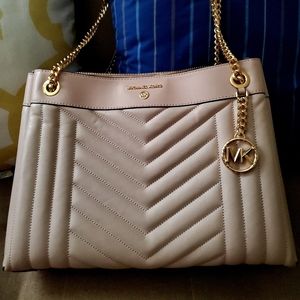 Michael Kors Susan Medium Quilted Leather Tote